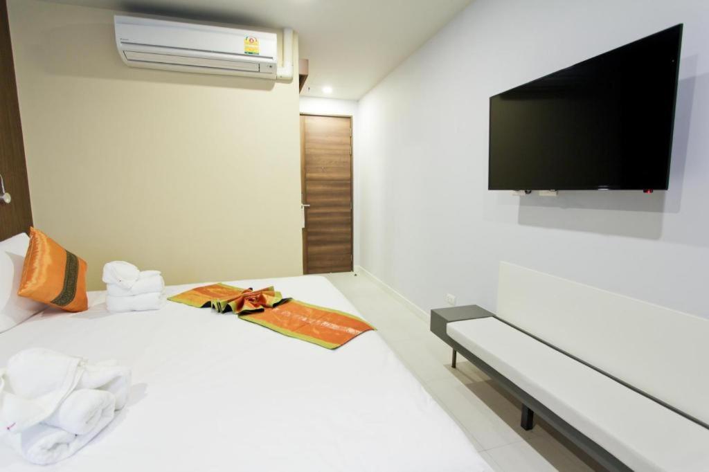 Elegancy Sansabai Hotel Patong Eksteriør billede