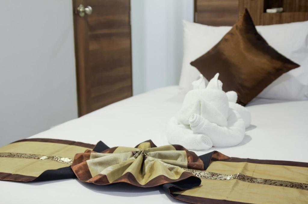 Elegancy Sansabai Hotel Patong Eksteriør billede