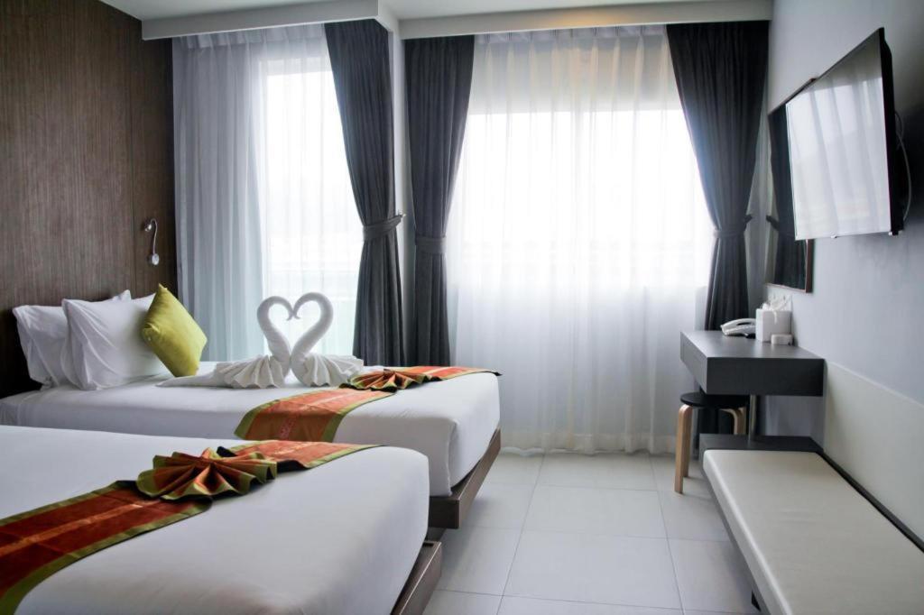 Elegancy Sansabai Hotel Patong Eksteriør billede